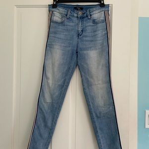 Side stripe skinny jeans